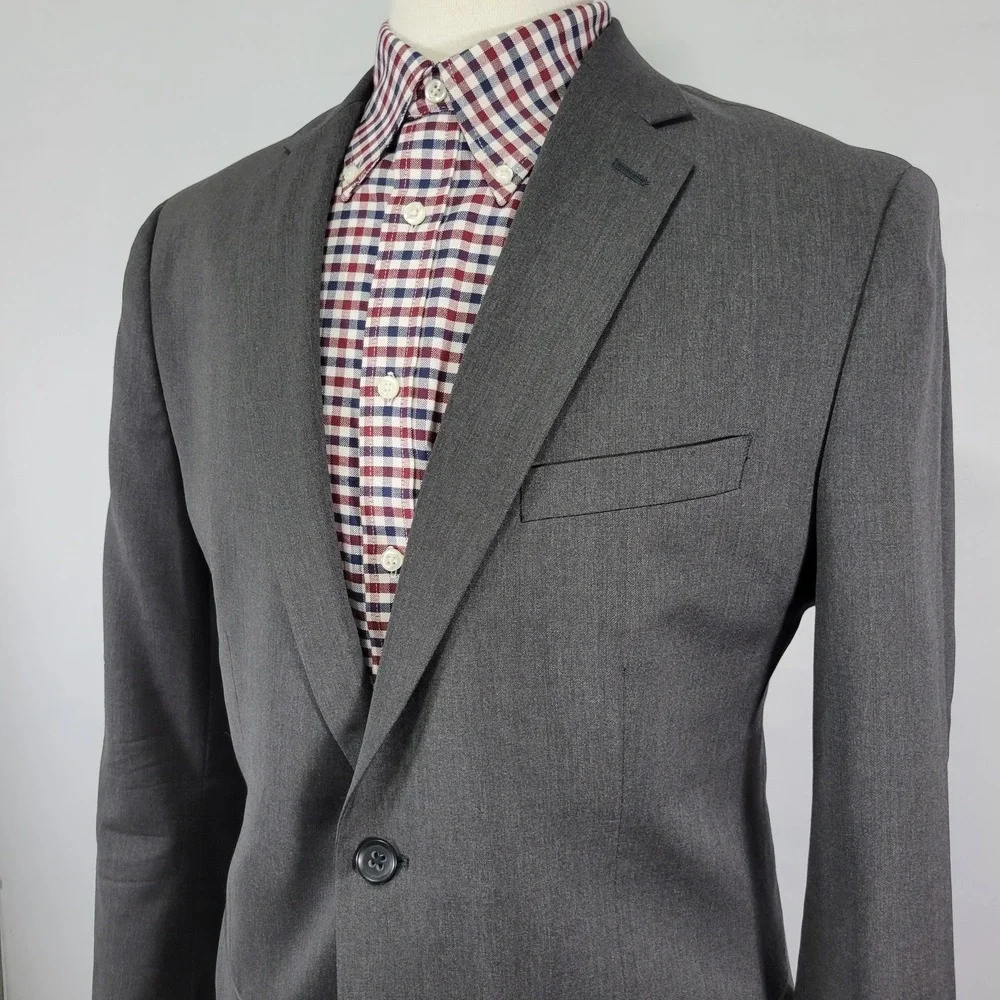 Banana Republic Men's Sport Coat Blazer Two Button‎ Charcoal Lanicifio Wool 42L